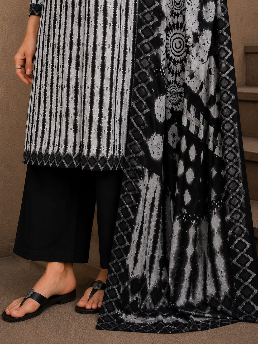 MJ Clothing Premium Black & White Printed Casual Wear 3-Piece Suit for Women